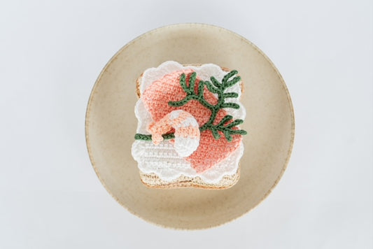 Bruschetta de salmão com camarão
